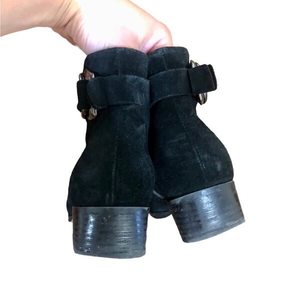 Aquatalia Black Suede Almond Toe Low Heel Ankle Boot Silver Buckle Size 6.5 - Picture 8 of 10